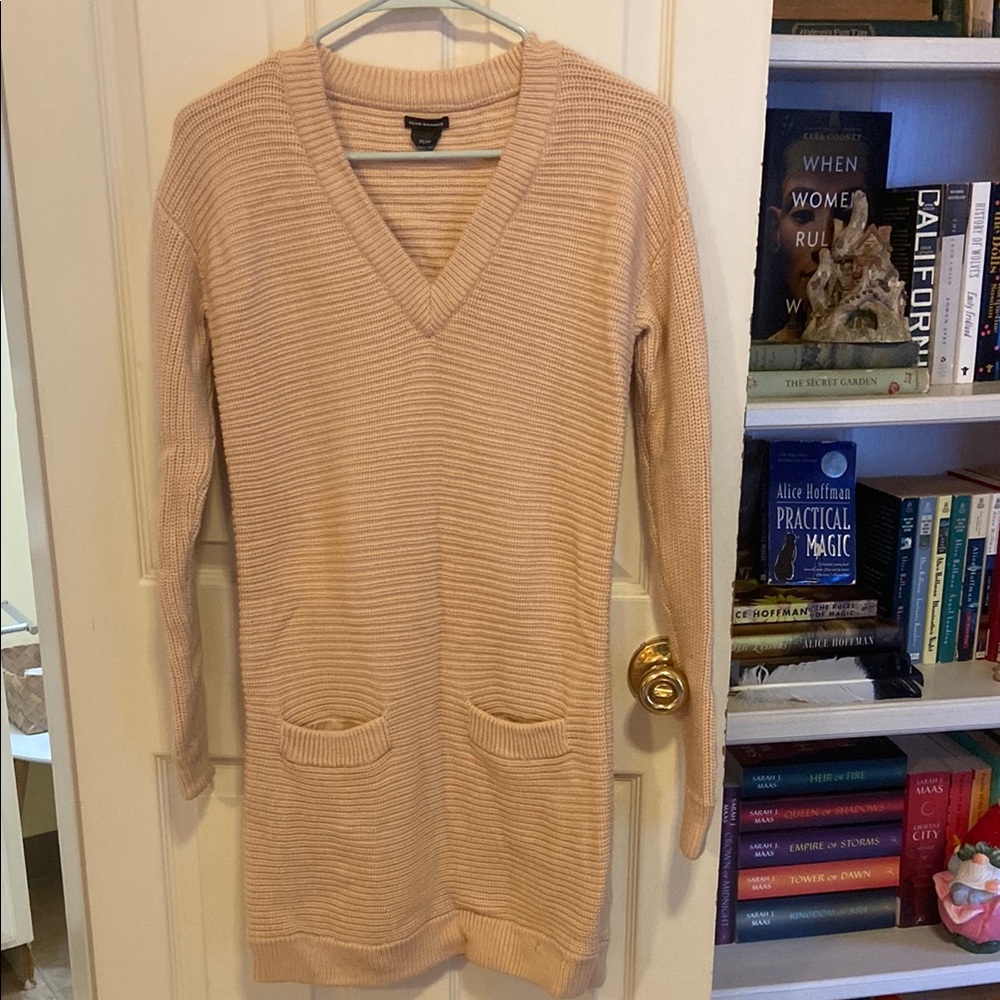 Club Monaco Light Beige Knit Sweater